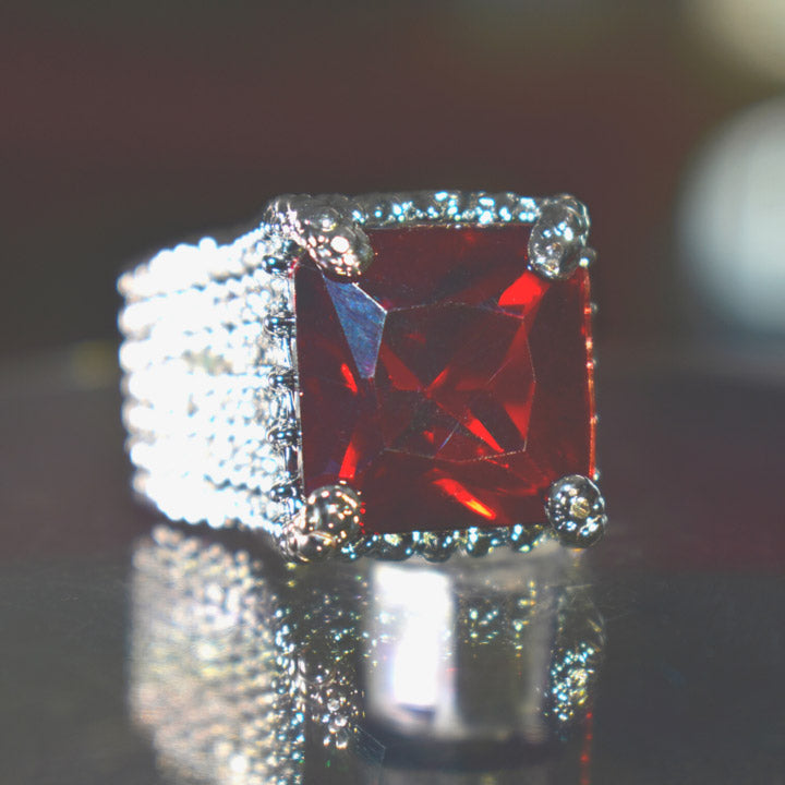 Gaze into the Depths of Garnet - January Birthstone | Meycauayan Jewelries