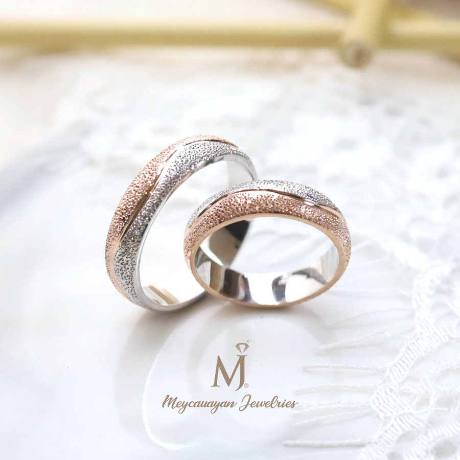 Cuatro wedding band